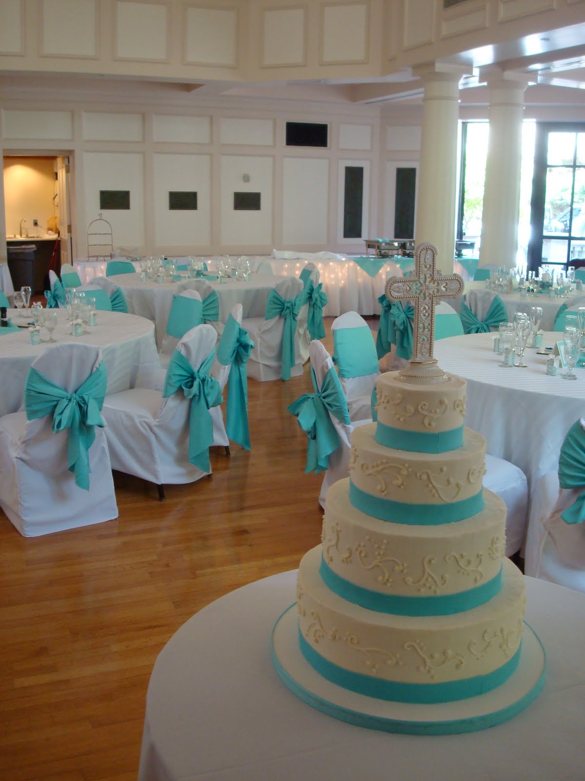 Teal Wedding Inspiration Themes - Designer Chair Covers To Go